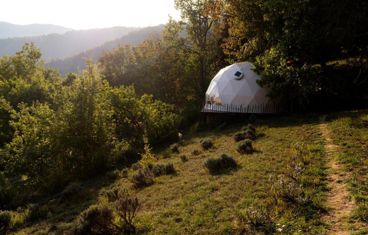 Gaia'S Spheres Gorzegno Kültér fotó
