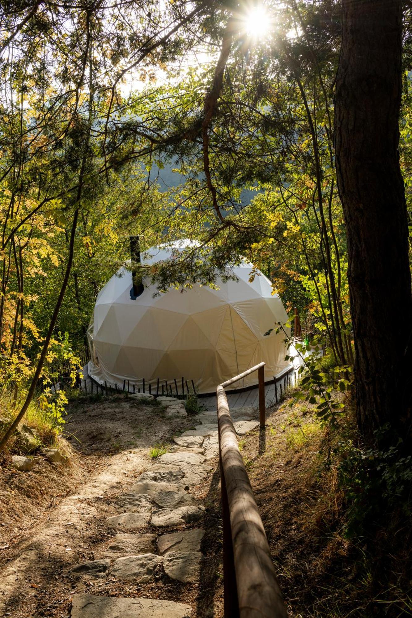 Gaia'S Spheres Gorzegno Kültér fotó